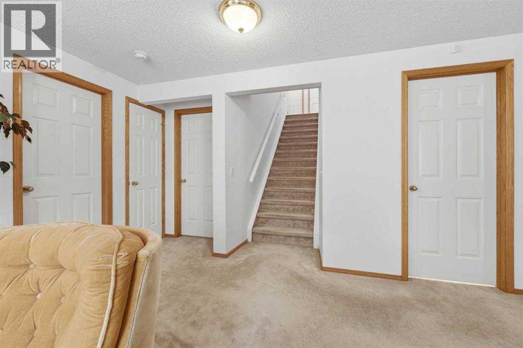 614 Sierra Madre Court SW, Calgary, Alberta  T3H 3M5 - Photo 21 - A2350736