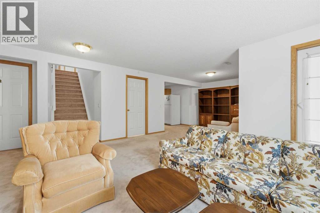 614 Sierra Madre Court SW, Calgary, Alberta  T3H 3M5 - Photo 25 - A2350736