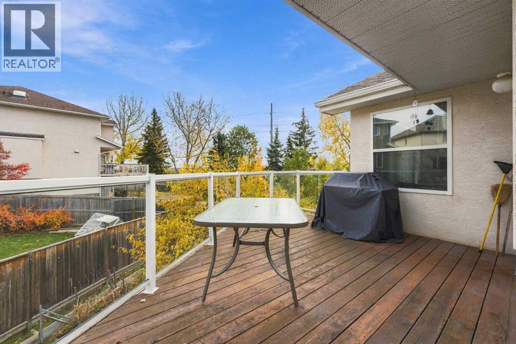 614 Sierra Madre Court SW, Calgary, Alberta  T3H 3M5 - Photo 9 - A2350736