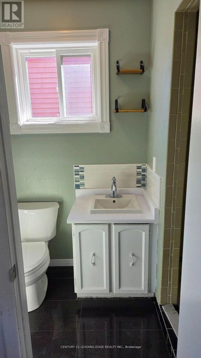 Main & 2nd Flr - 6 Plum Brook Crescent, Toronto, Ontario  M1S 3Z8 - Photo 13 - E13877090