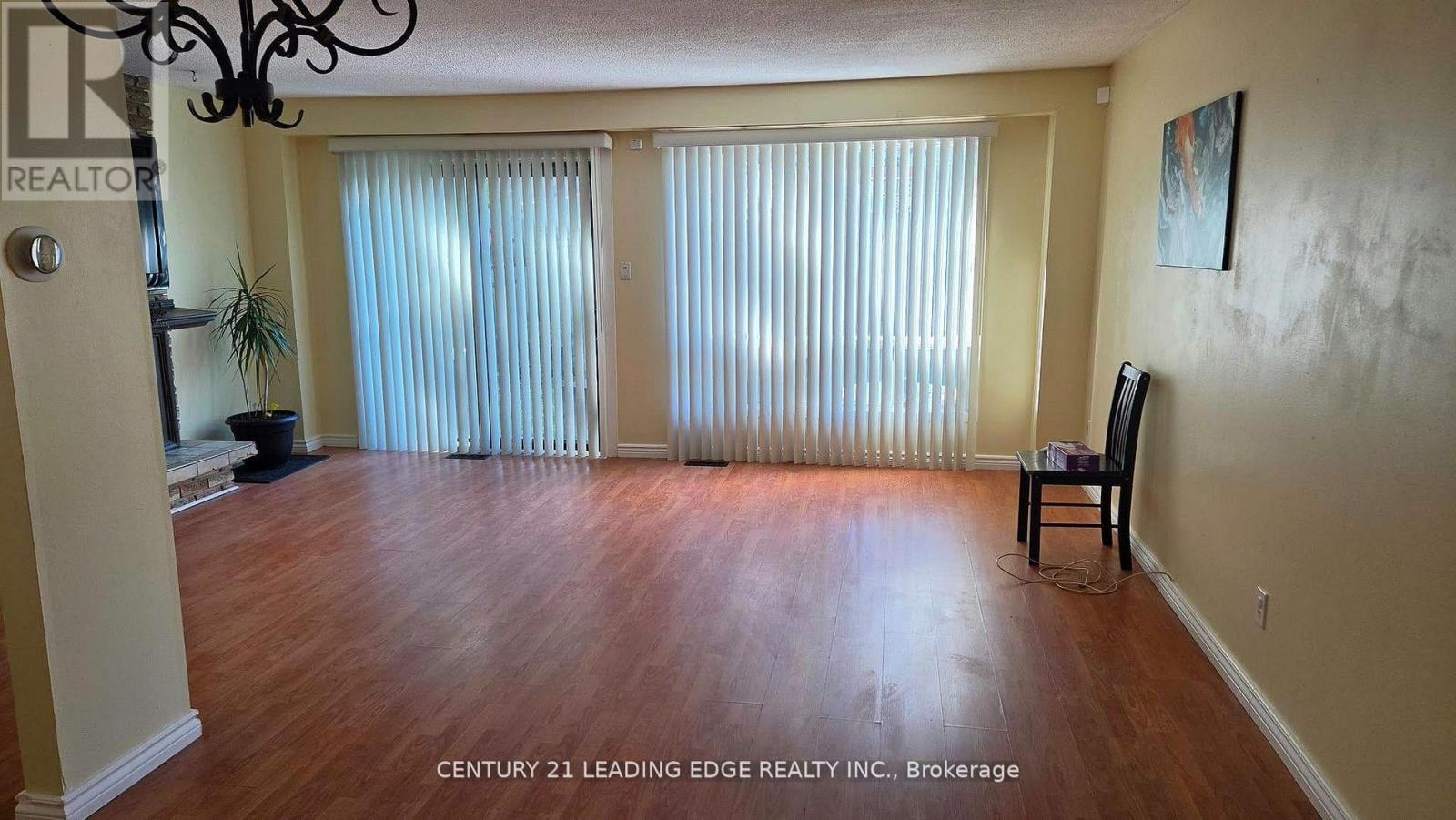 Main & 2nd Flr - 6 Plum Brook Crescent, Toronto, Ontario  M1S 3Z8 - Photo 8 - E13877090