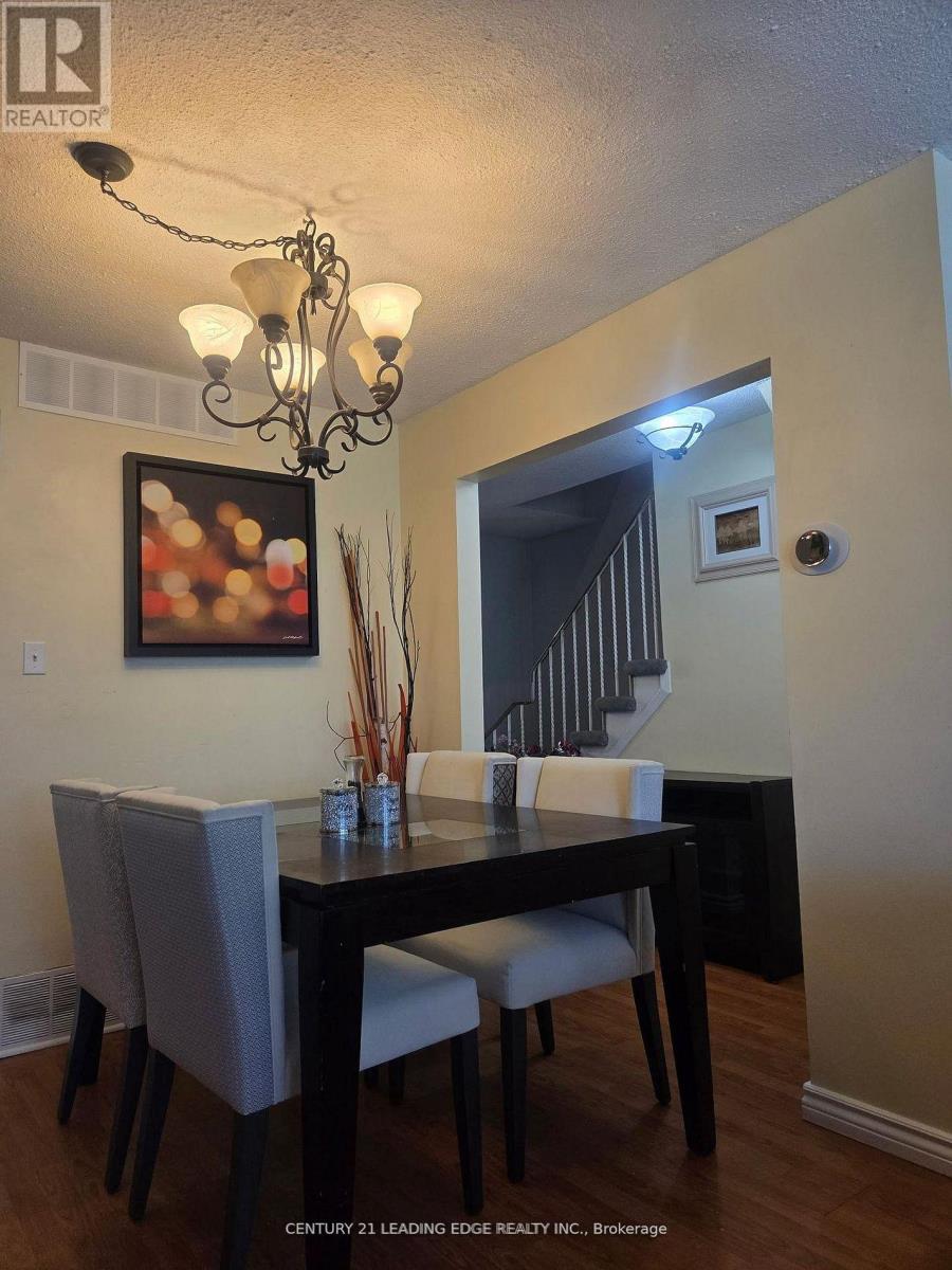 Main & 2nd Flr - 6 Plum Brook Crescent, Toronto, Ontario  M1S 3Z8 - Photo 15 - E13877090