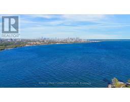 PH404 - 38 ANNIE CRAIG DRIVE, Toronto, Ontario