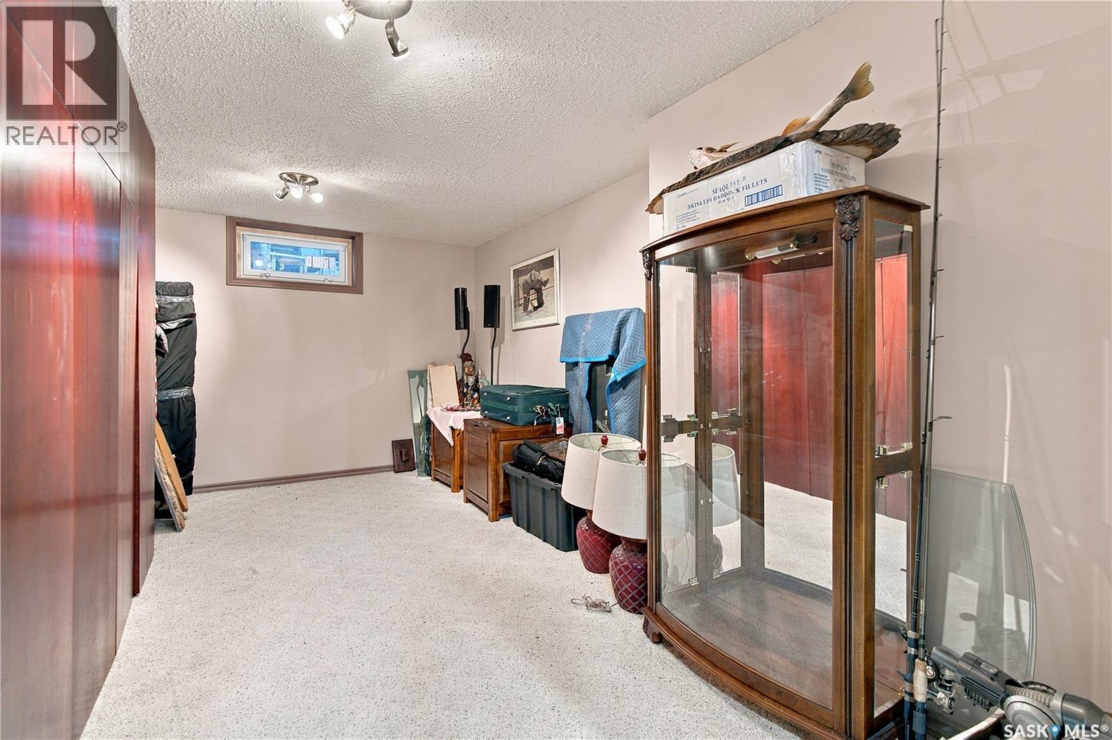 1311 Queen Crescent, Moose Jaw, Saskatchewan  S6H 3G5 - Photo 33 - SK050773