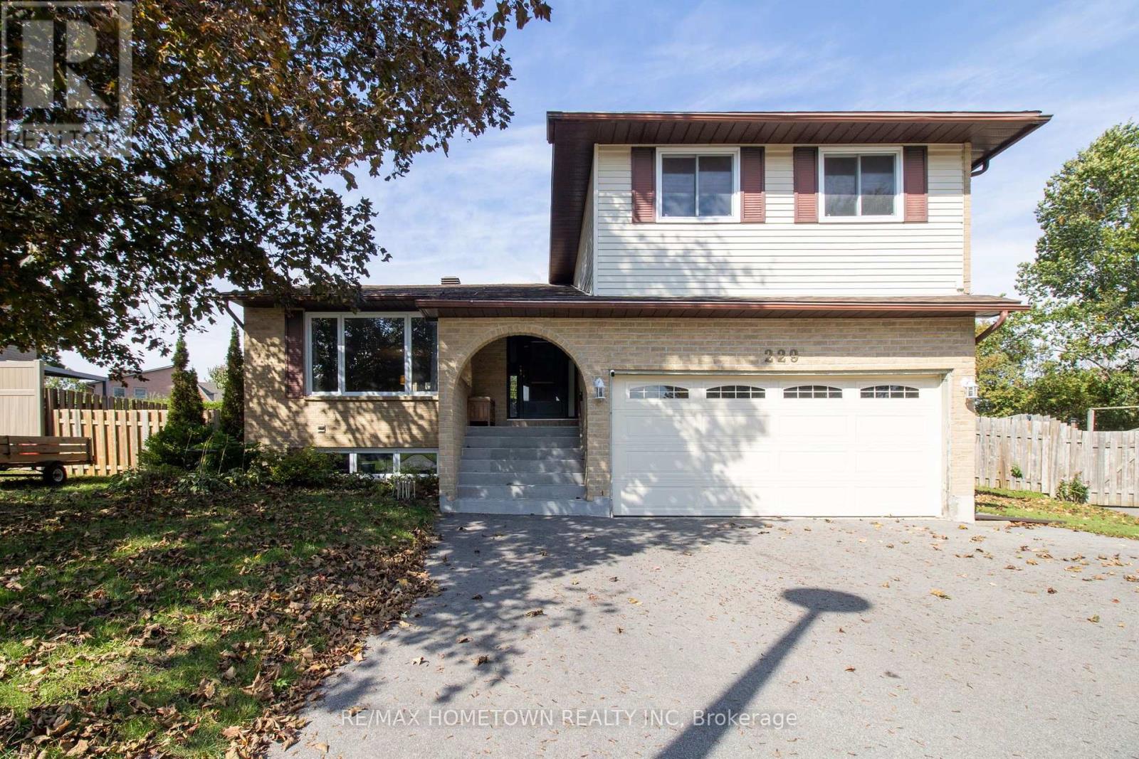 229 Colonel Douglas Crescent, Brockville, Ontario