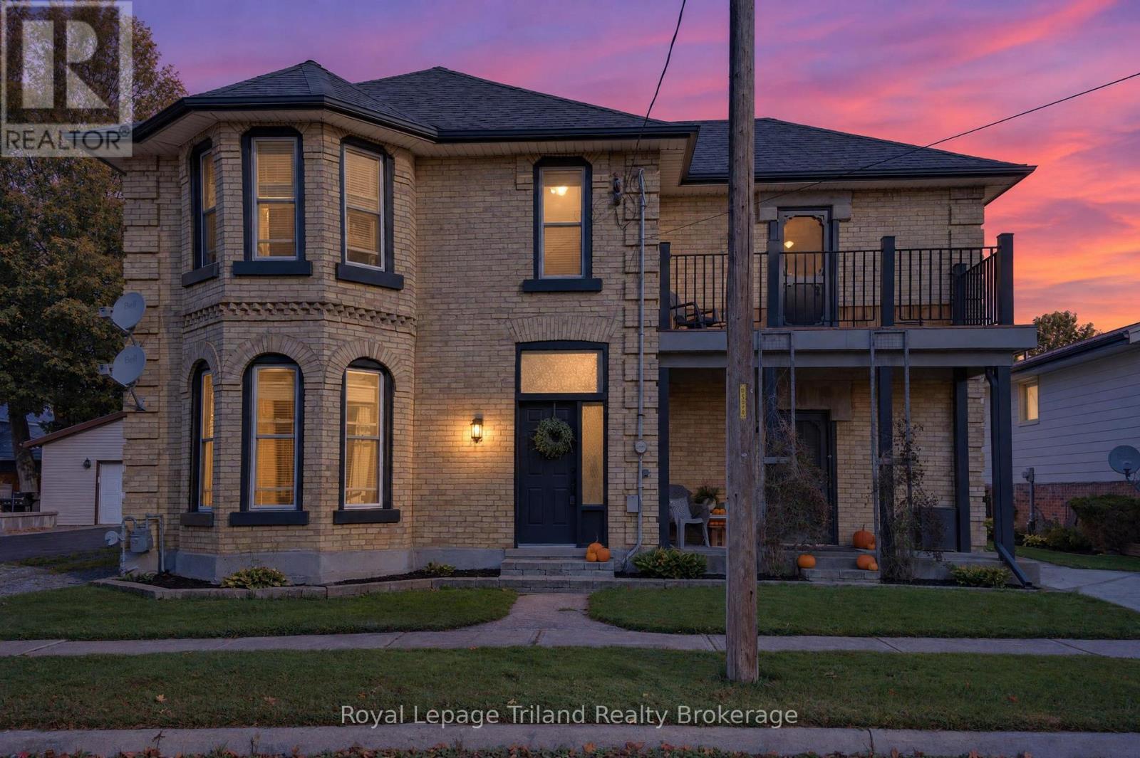 14 ELGIN STREET W, Norwich, Ontario