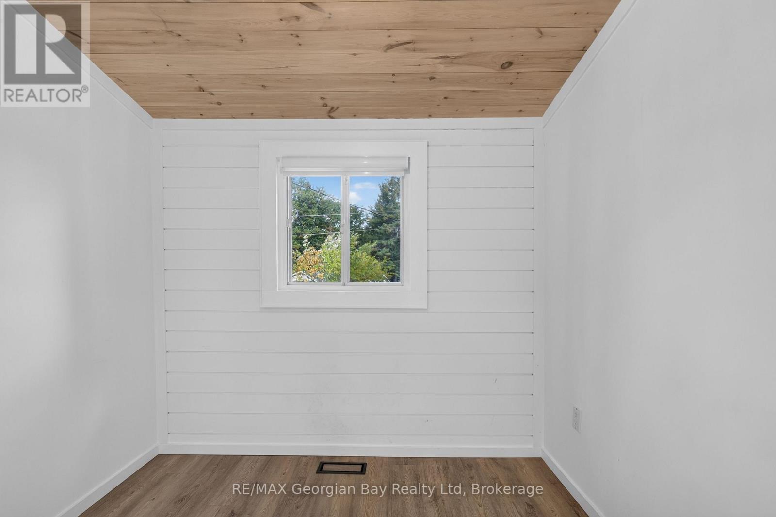 18 Sallows Drive, Tay, Ontario  L0K 2A0 - Photo 19 - S13881074