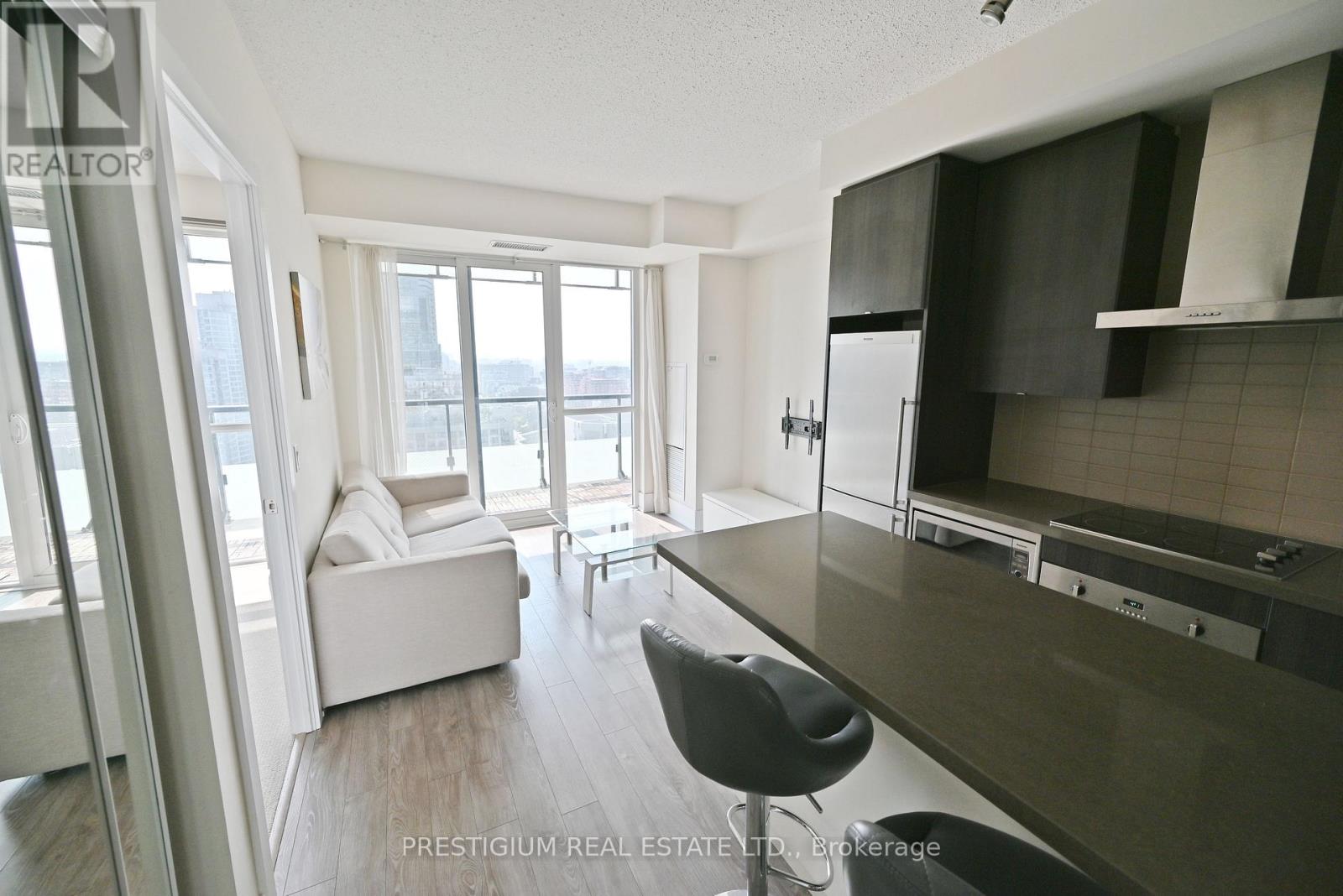 2601 - 300 Front Street W, Toronto, Ontario  M5V 0E9 - Photo 3 - C13881134