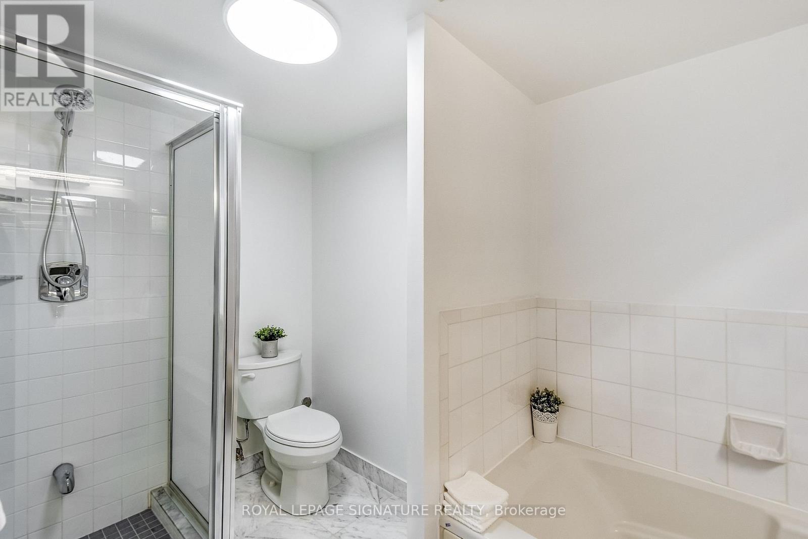 3111 - 10 Yonge Street, Toronto, Ontario  M5E 1R4 - Photo 17 - C13881150