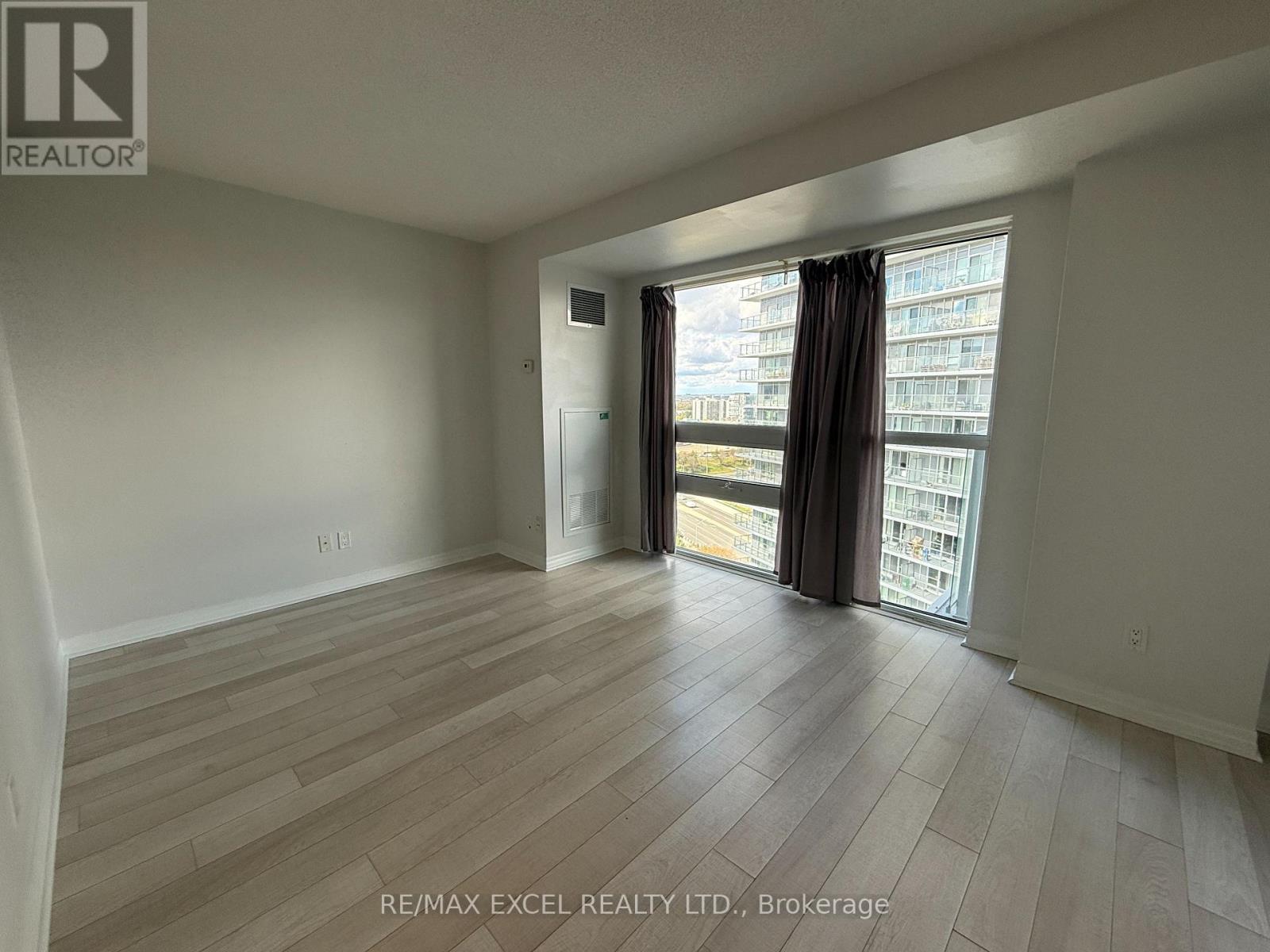 1903 - 275 Yorkland Road, Toronto, Ontario  M2J 0B4 - Photo 2 - C13881260