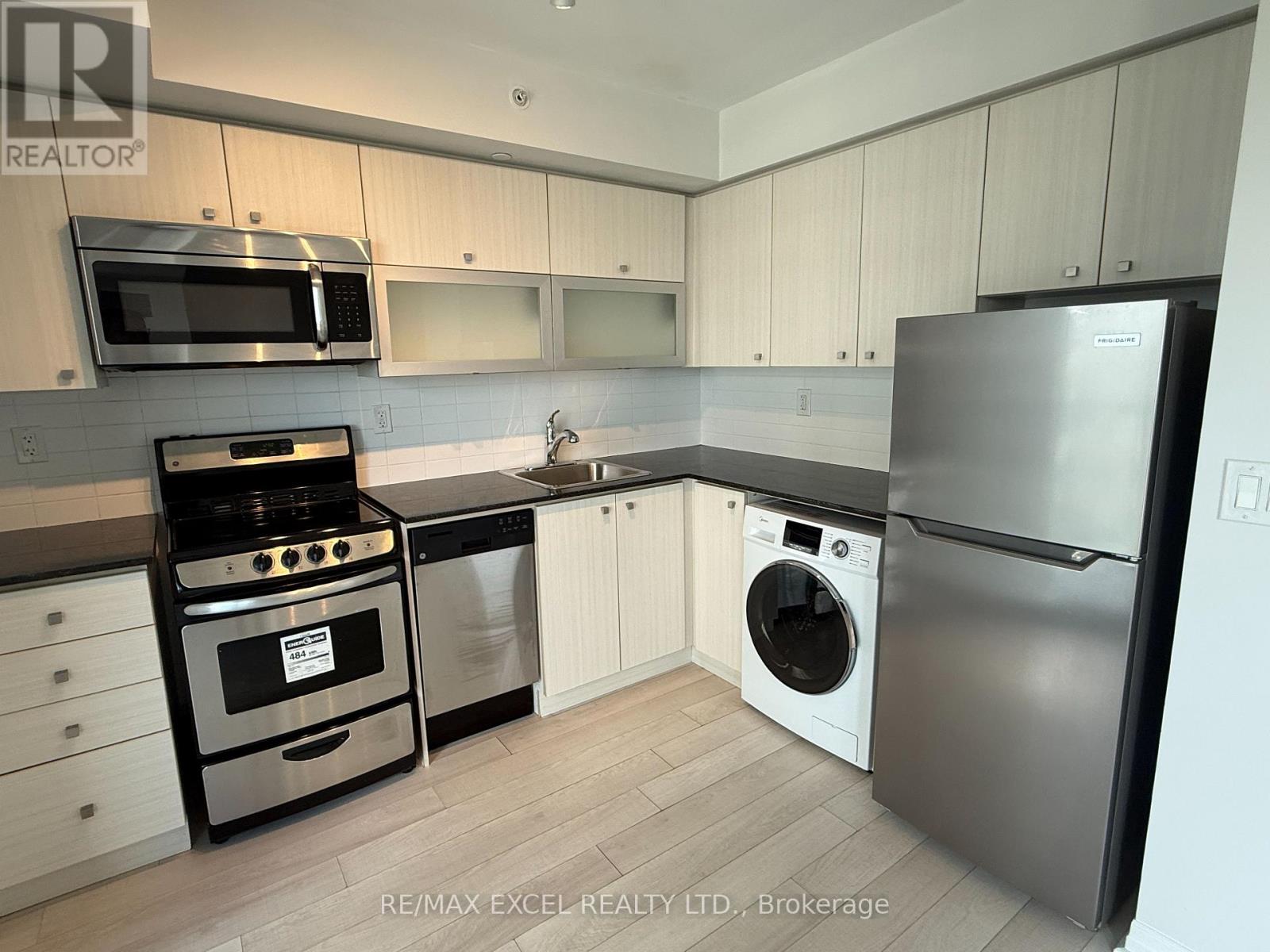 1903 - 275 Yorkland Road, Toronto, Ontario  M2J 0B4 - Photo 5 - C13881260