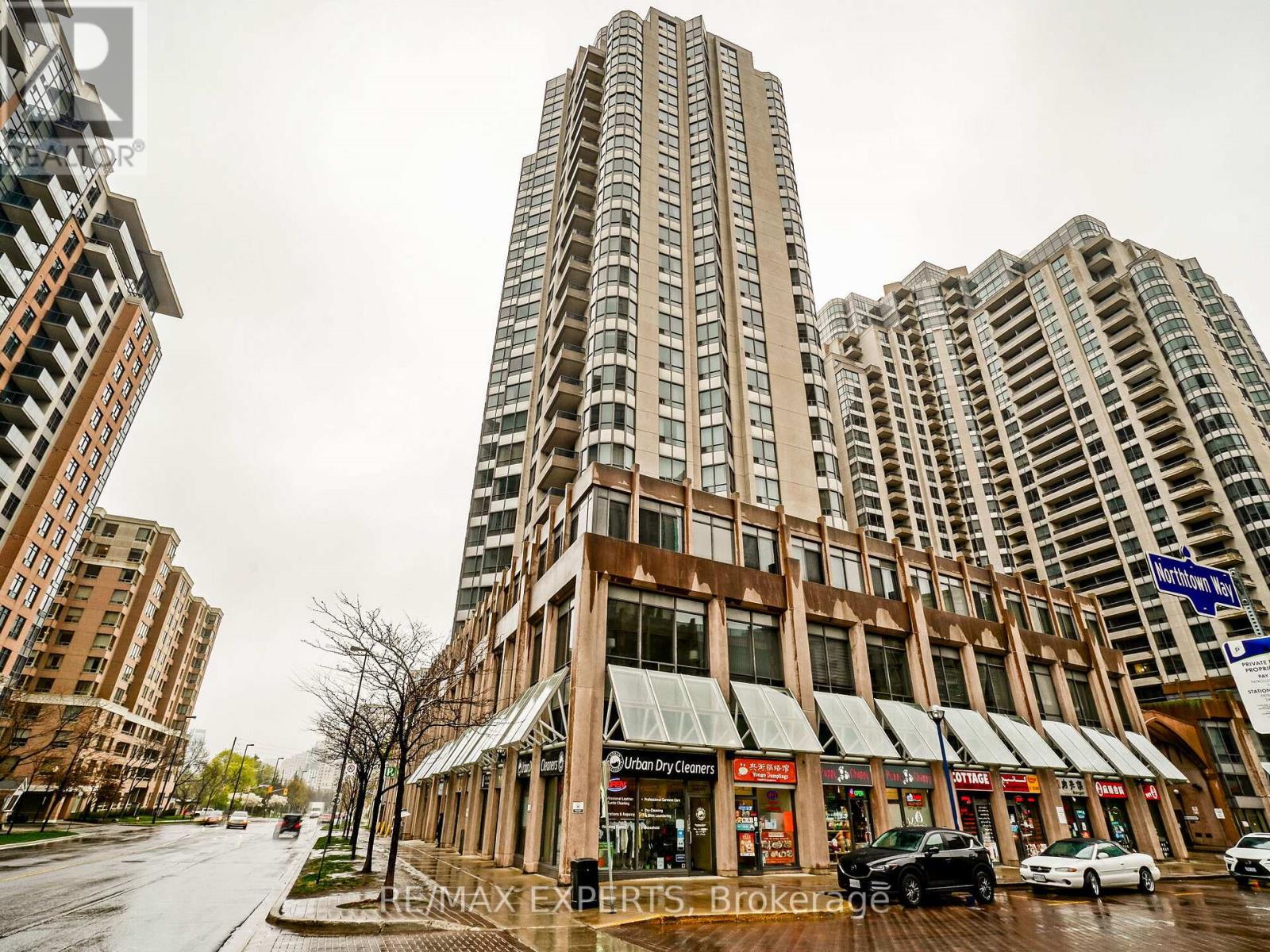 523 - 15 Northtown Way, Toronto, Ontario  M2N 7A2 - Photo 1 - C13881288