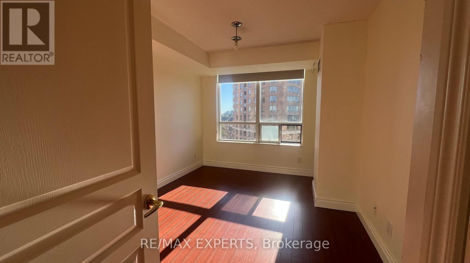 523 - 15 Northtown Way, Toronto, Ontario  M2N 7A2 - Photo 15 - C13881288