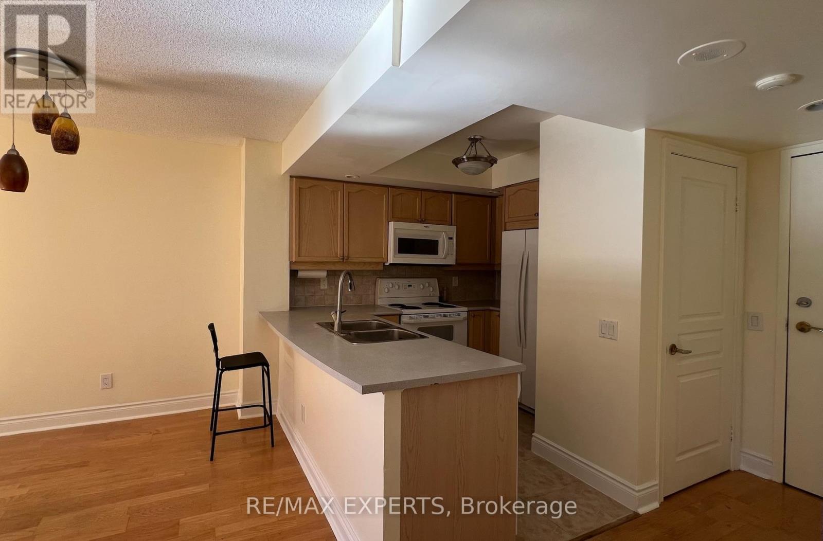 523 - 15 Northtown Way, Toronto, Ontario  M2N 7A2 - Photo 6 - C13881288