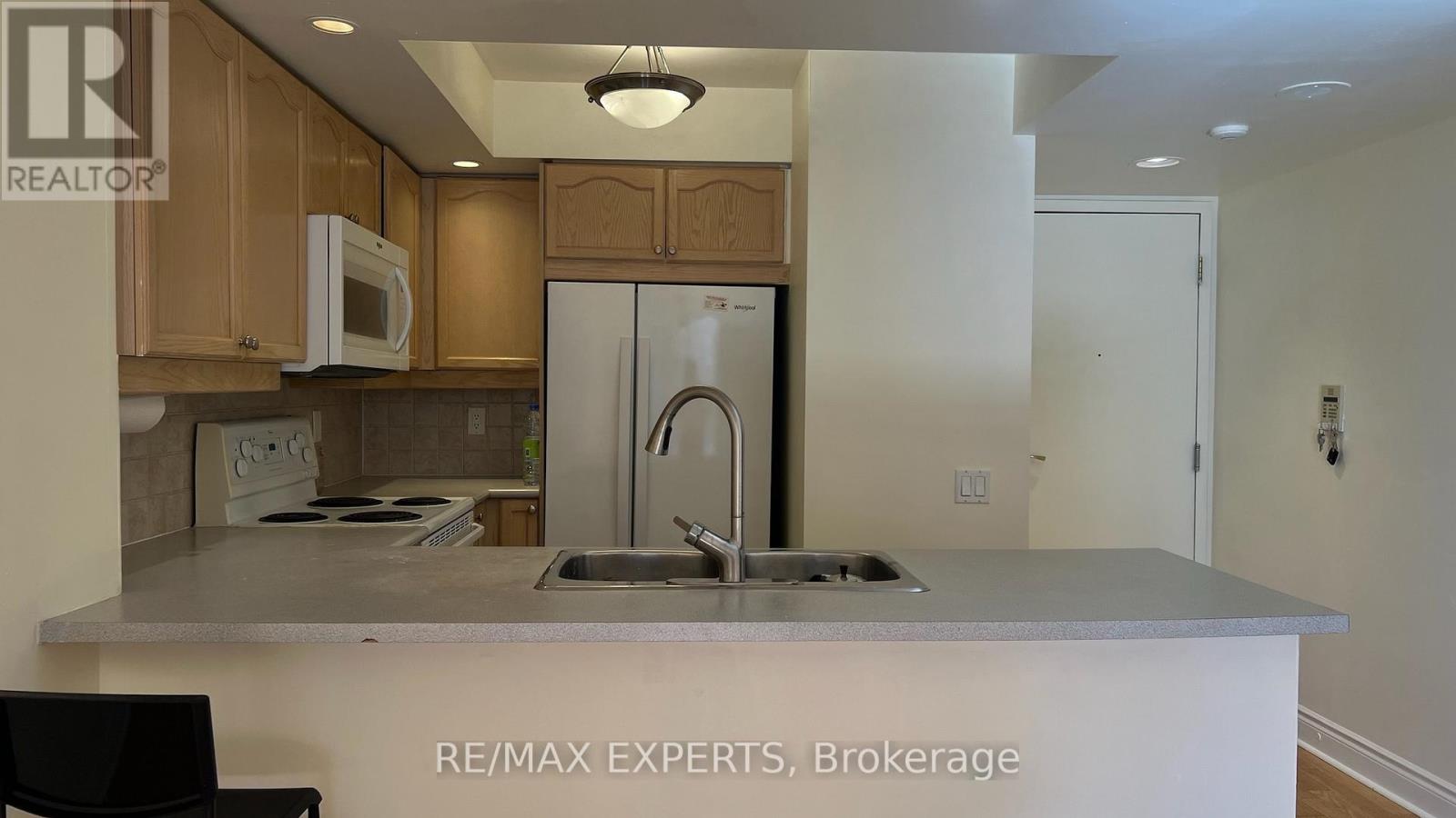 523 - 15 Northtown Way, Toronto, Ontario  M2N 7A2 - Photo 8 - C13881288