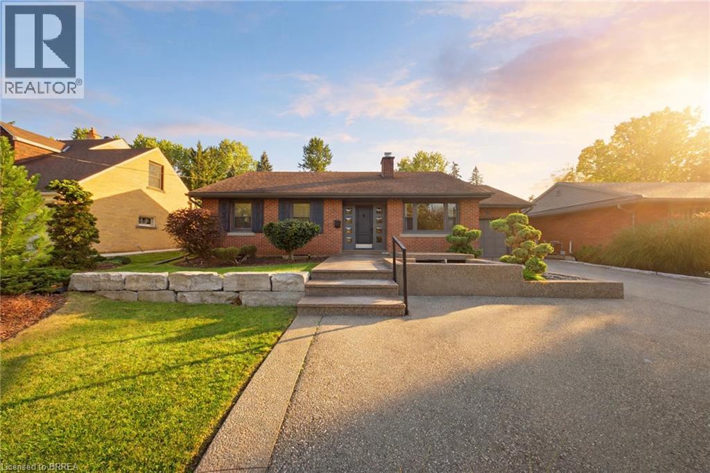 16 Hiram Road, Paris, Ontario  N3L 2P8 - Photo 1 - 40866417