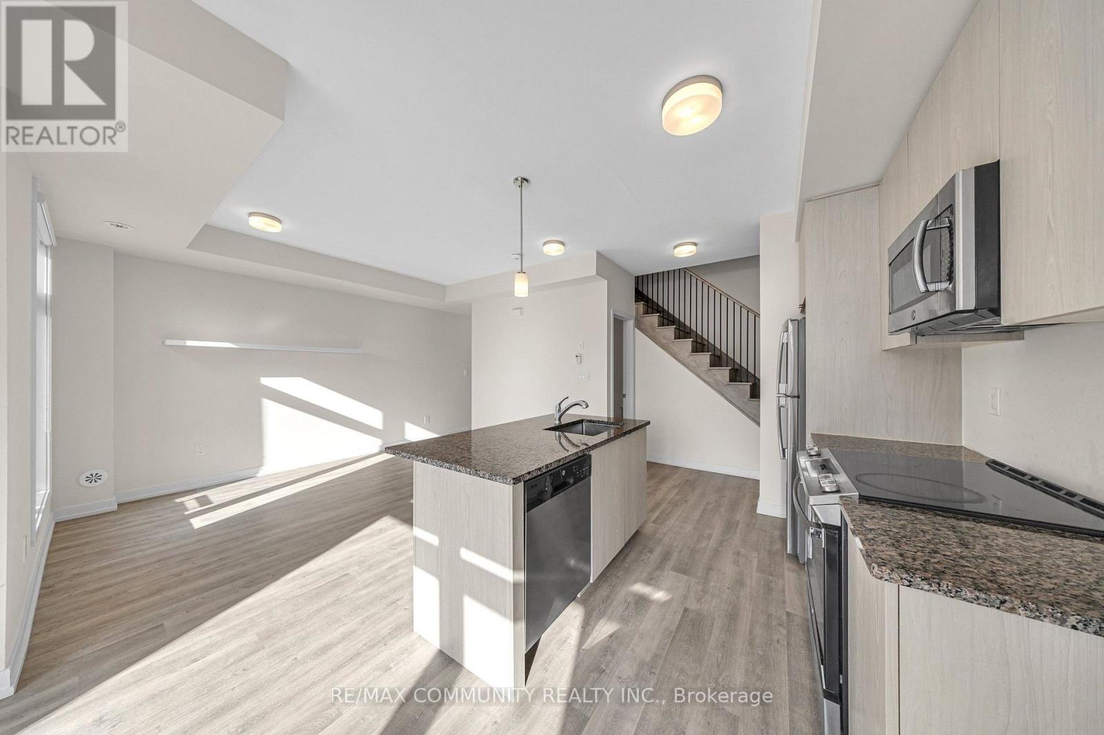 419 - 2550 Castlegate Crossing, Pickering, Ontario  L1X 0H6 - Photo 12 - E13881226