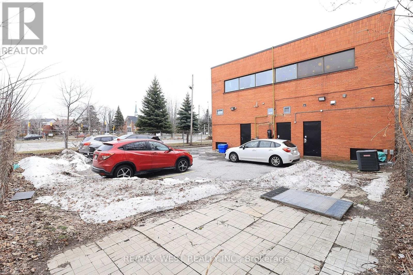 4-5 - 3702 Kingston Road, Toronto, Ontario  M1J 3H3 - Photo 29 - E13881324