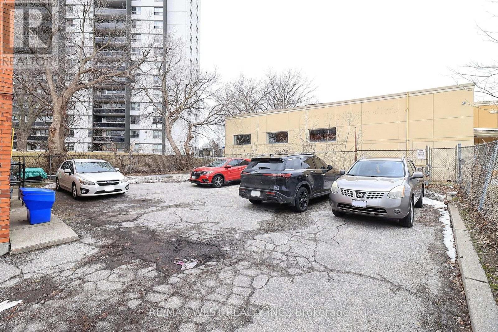 4-5 - 3702 Kingston Road, Toronto, Ontario  M1J 3H3 - Photo 31 - E13881324