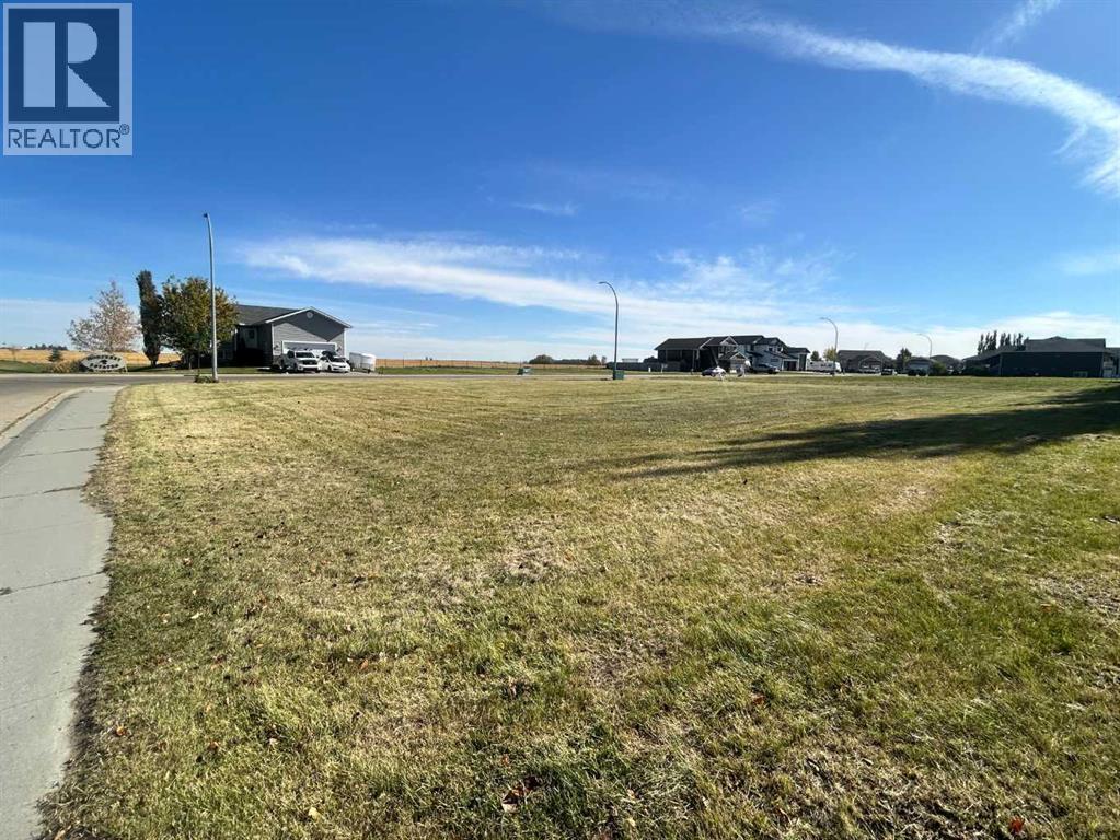 24 Monterey Estates, Wetaskiwin, Alberta  T9A 1K2 - Photo 5 - A2350974