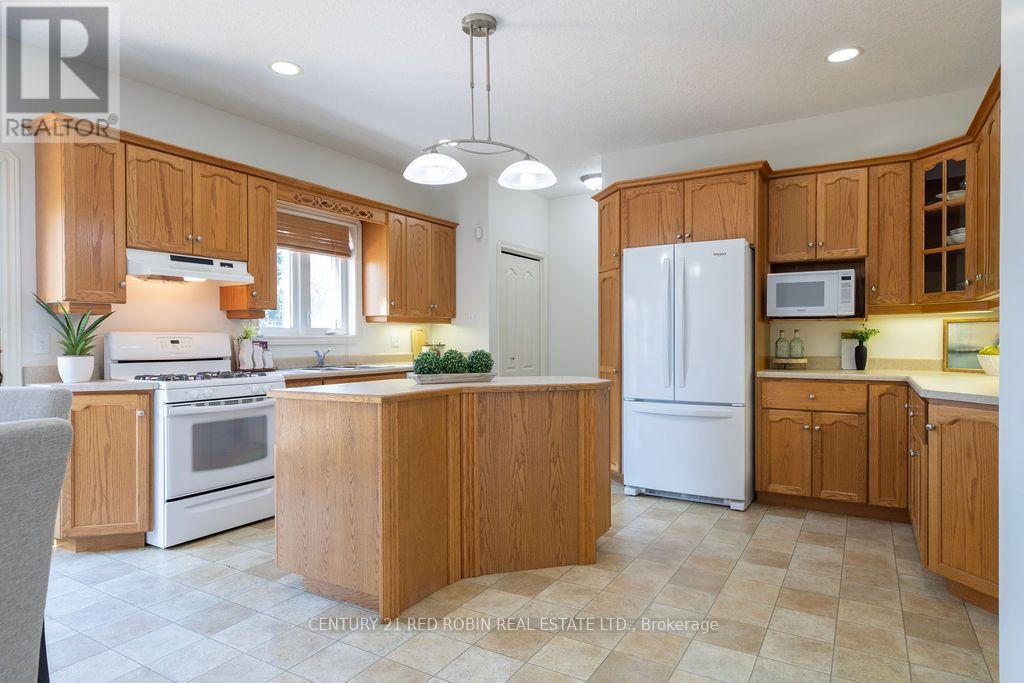 516 Harris Circle, Strathroy-Caradoc, Ontario  N7G 4H3 - Photo 6 - X13881310