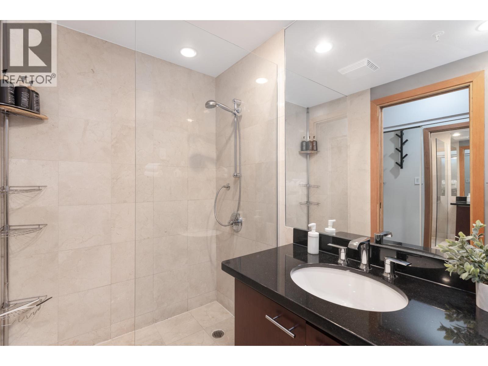 102 4821 Spearhead Drive, Whistler, British Columbia  V8E 1E8 - Photo 16 - R3174000