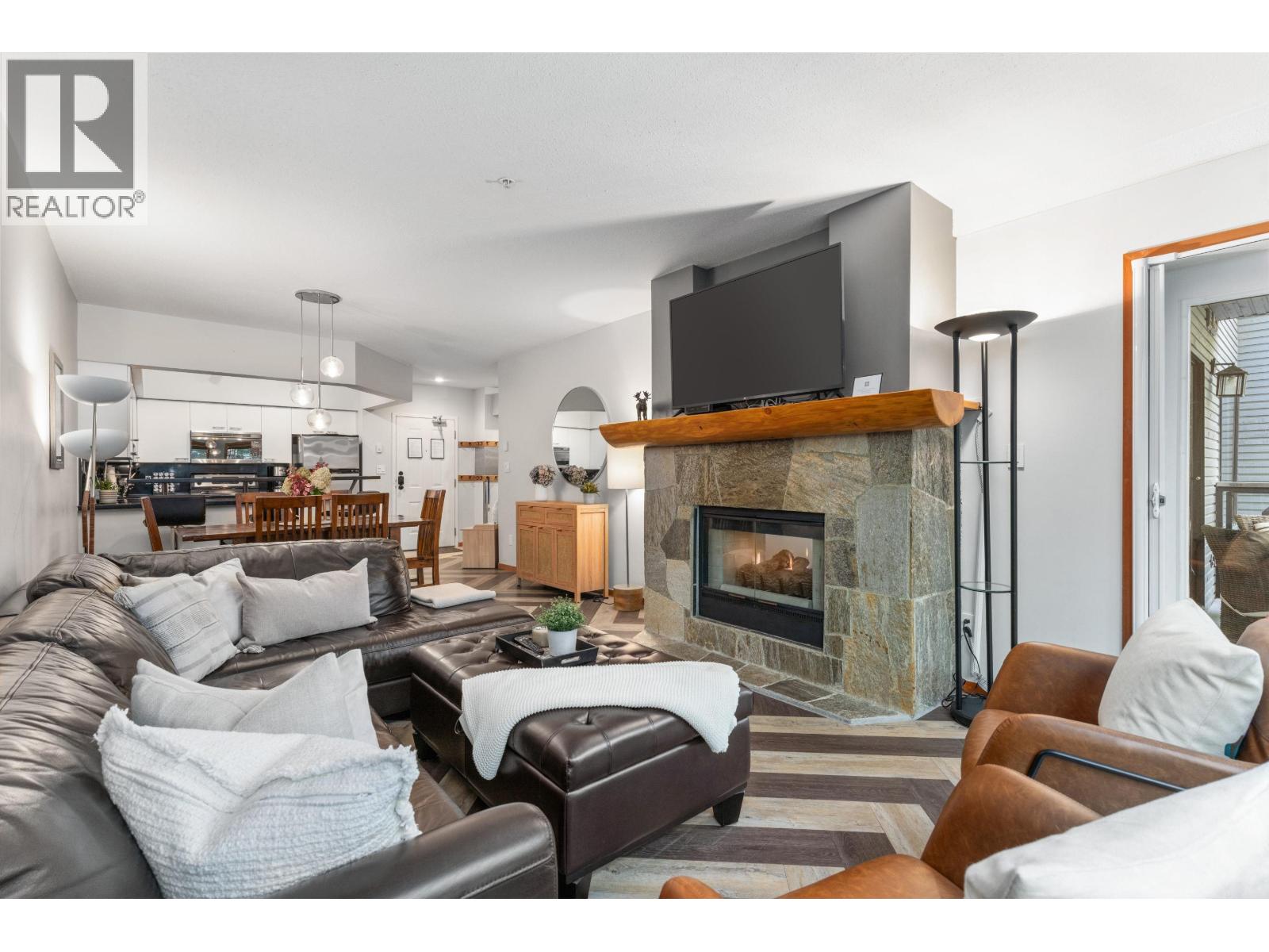 102 4821 Spearhead Drive, Whistler, British Columbia  V8E 1E8 - Photo 8 - R3174000