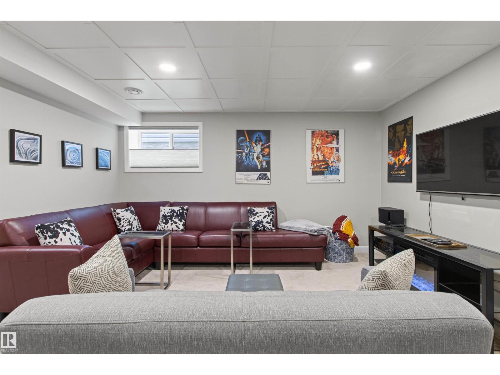 6124 175 AV NW