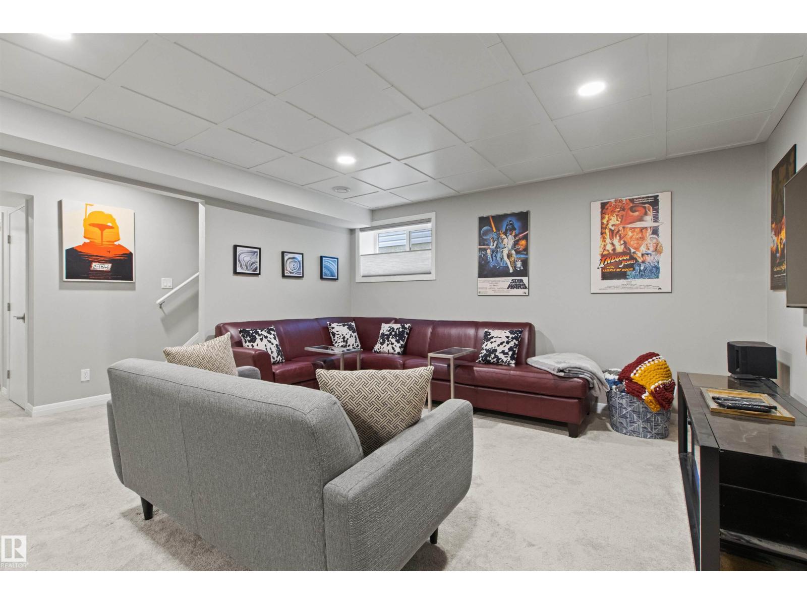 6124 175 AV NW