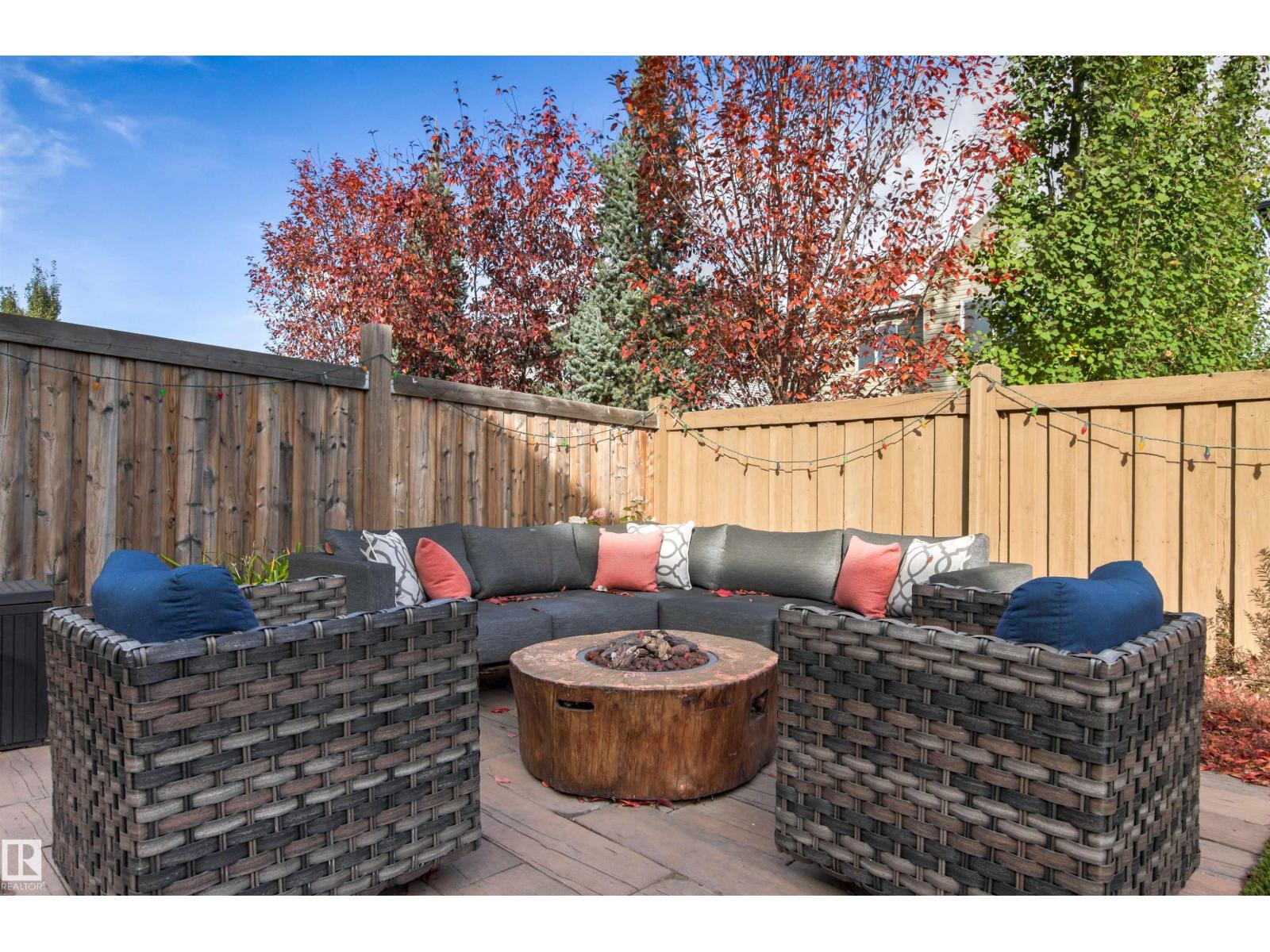 6124 175 AV NW