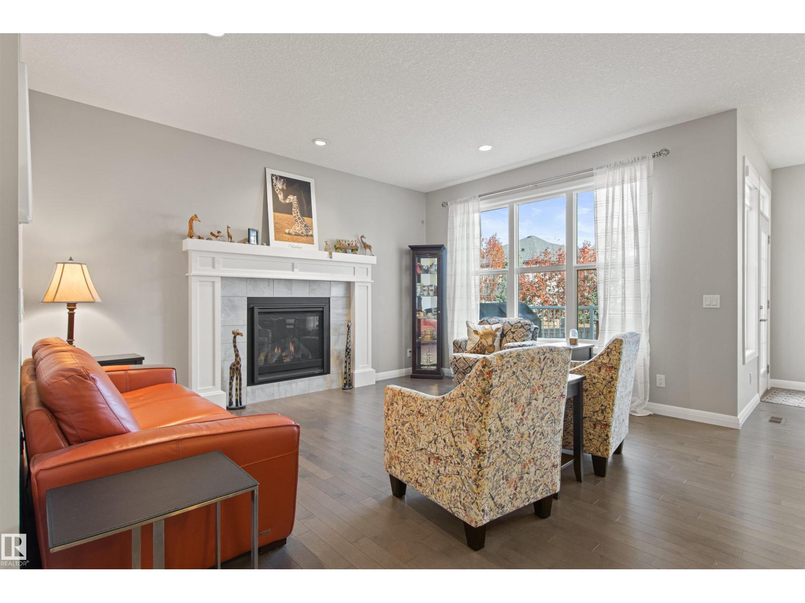 6124 175 AV NW