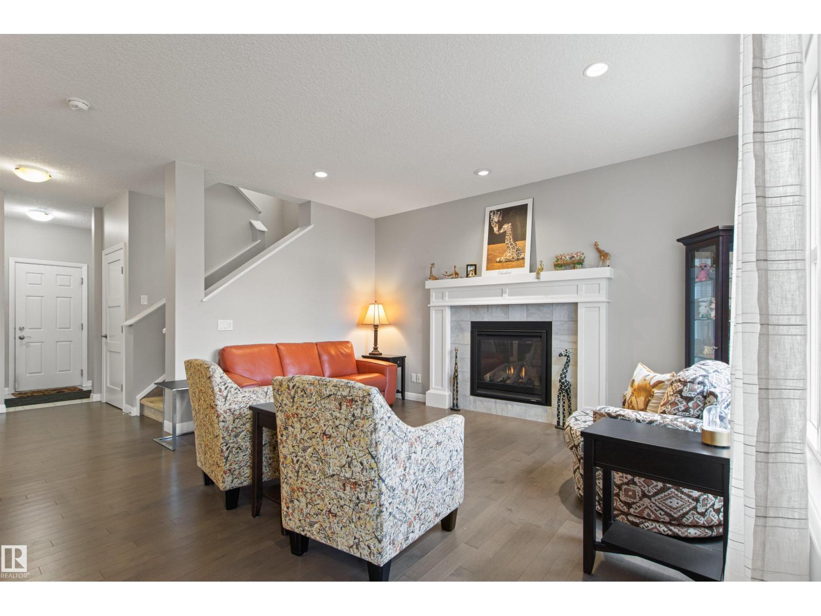 6124 175 AV NW