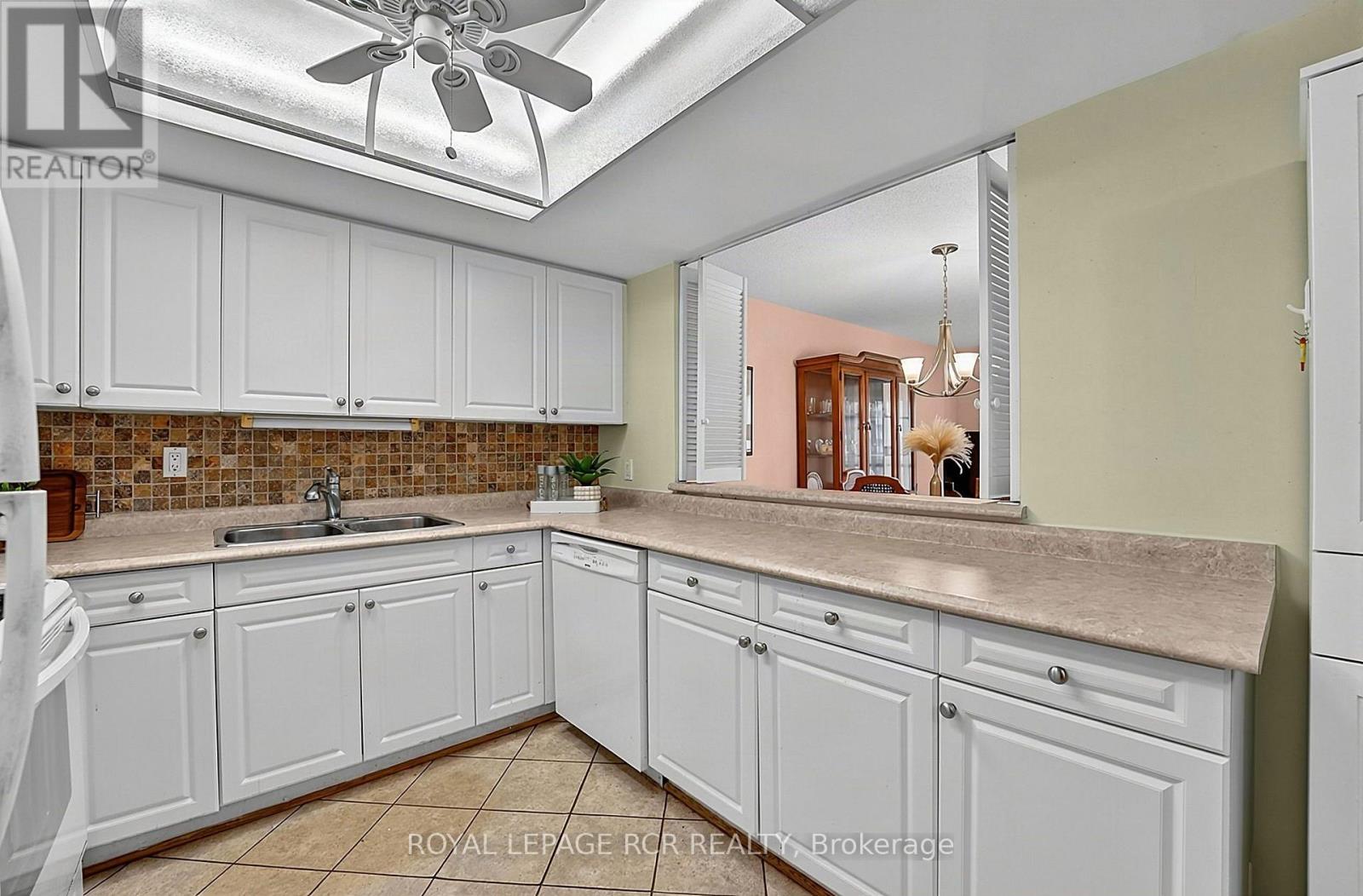 507 - 5 Weldrick Road W, Richmond Hill (North Richvale), Ontario  L4C 8S9 - Photo 12 - N13881128