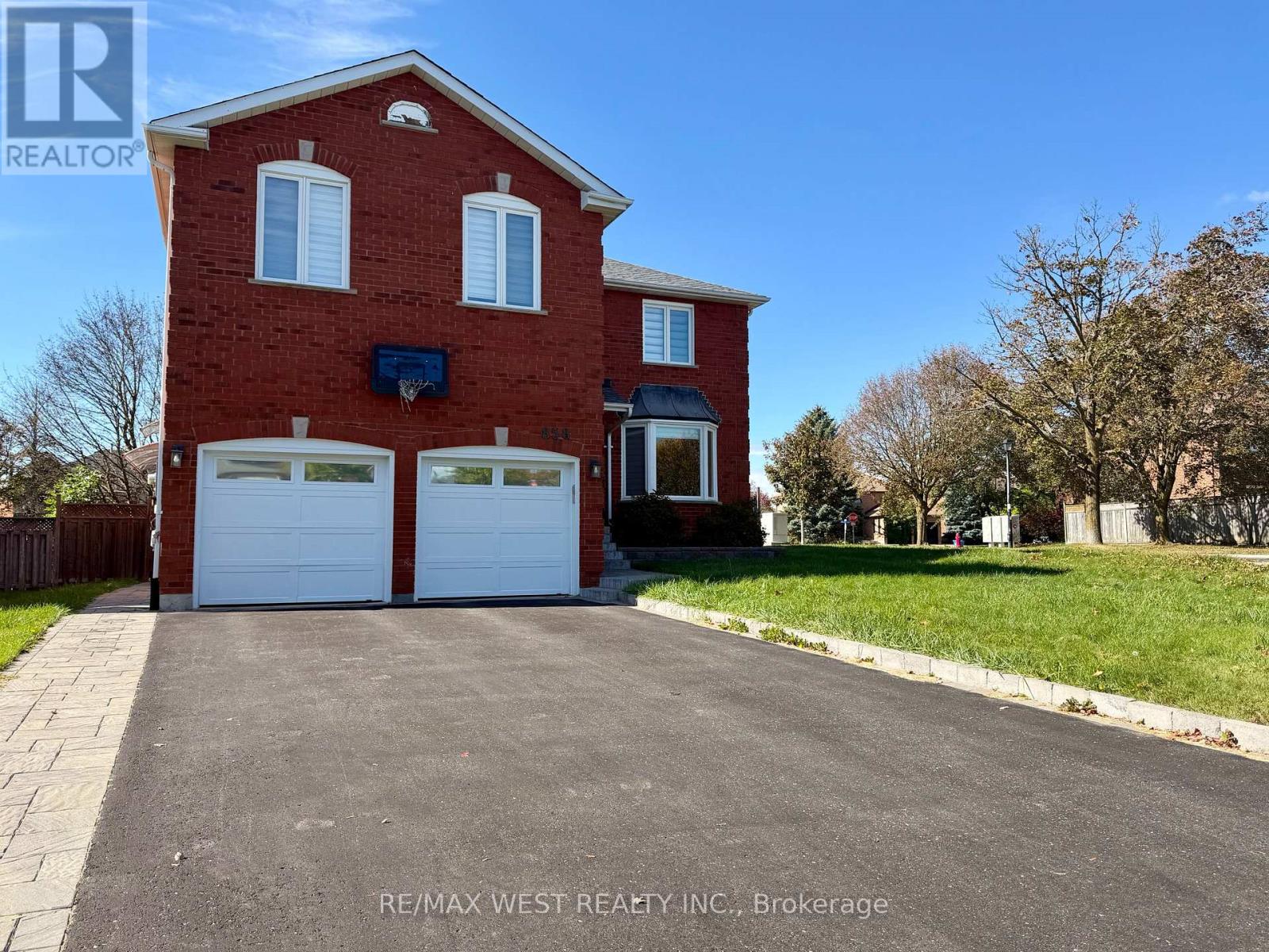 LOWER - 858 CASSIE ROAD