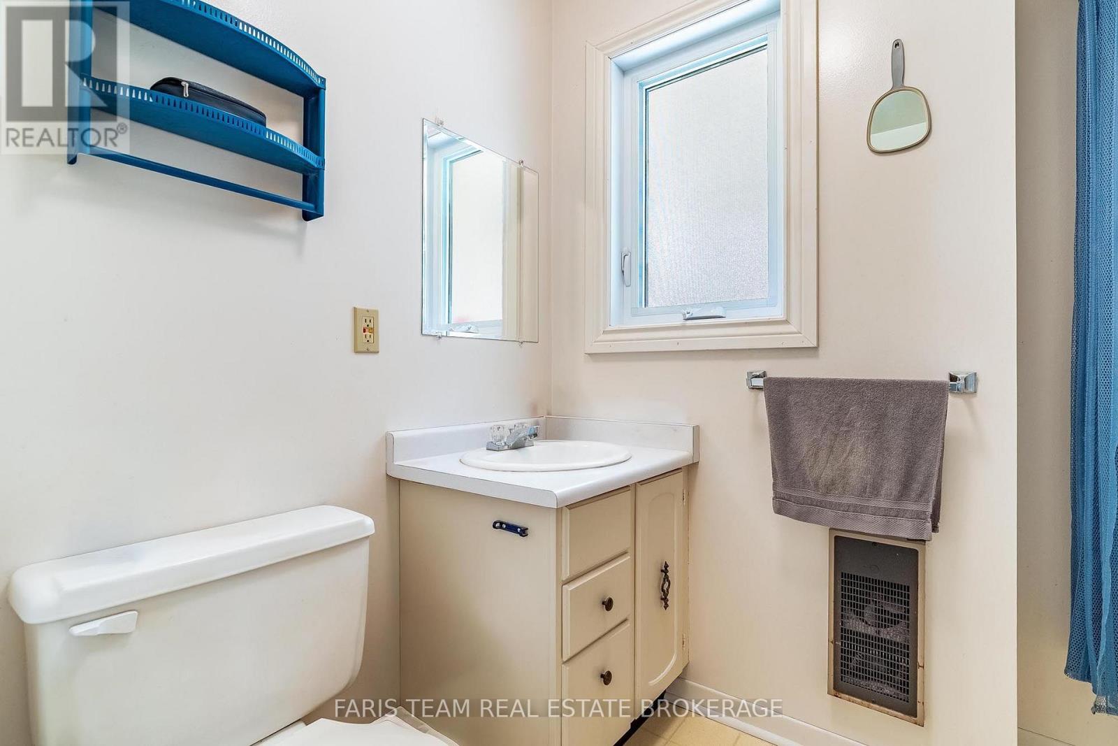 40 Stunden Lane, Barrie, Ontario  L4N 0H1 - Photo 27 - S13881098