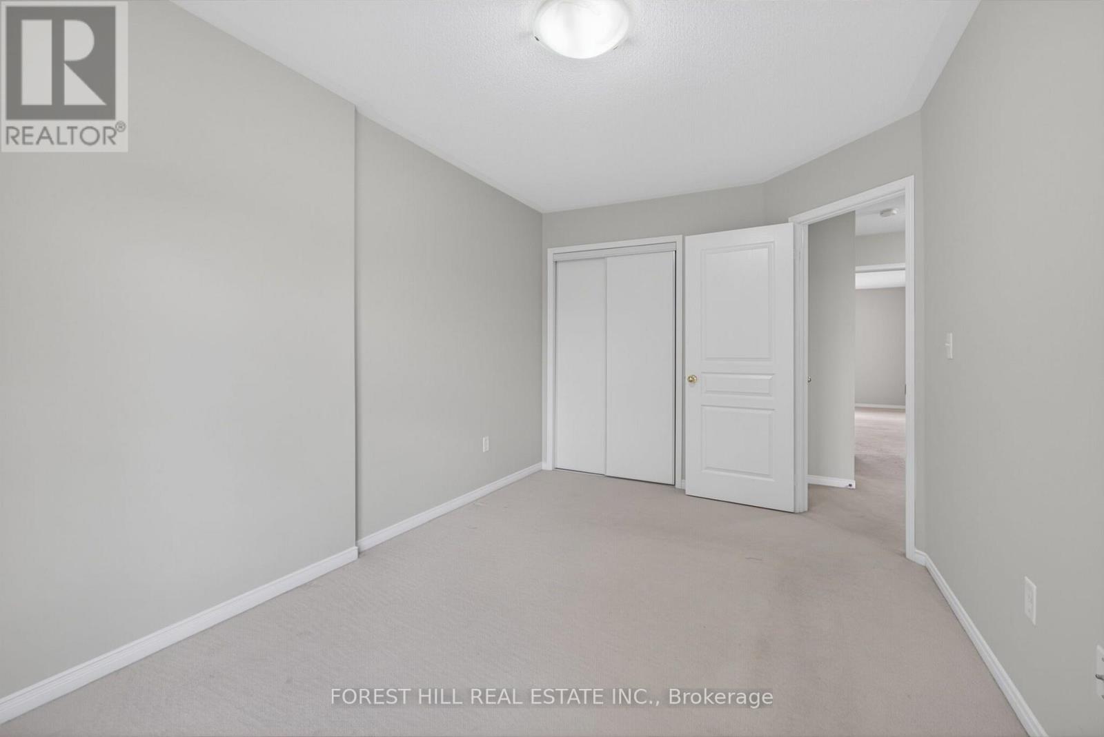 2537 Postmaster Drive, Oakville, Ontario  L6M 0L6 - Photo 22 - W13881030