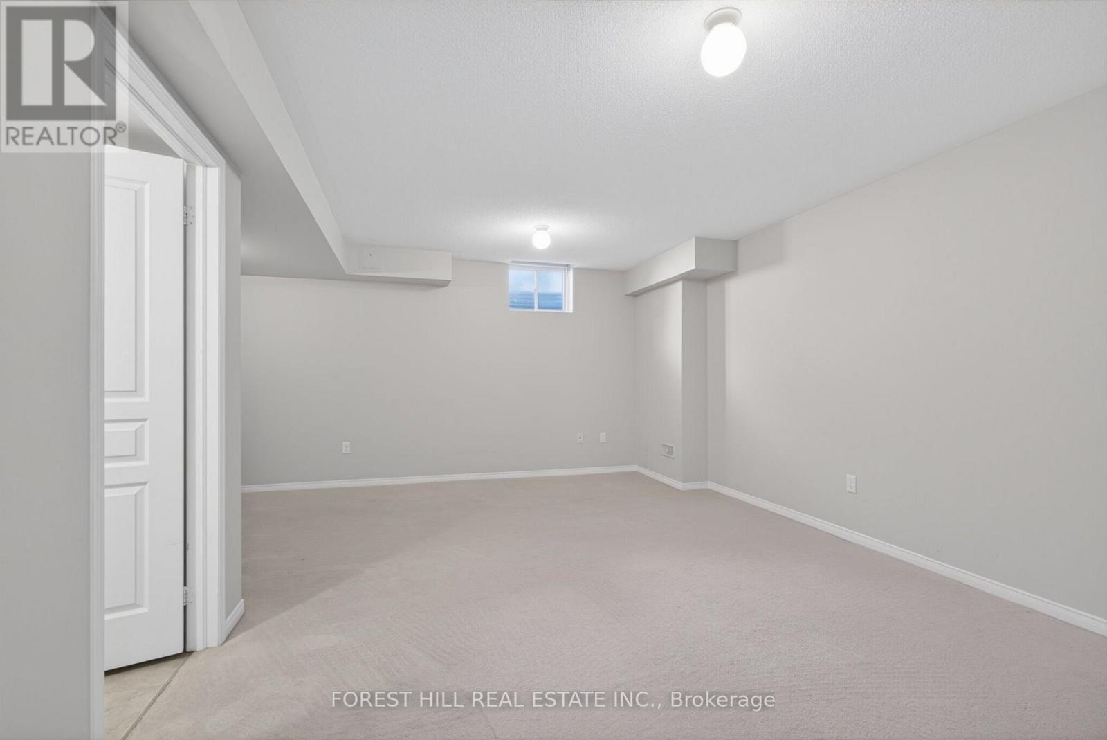 2537 Postmaster Drive, Oakville, Ontario  L6M 0L6 - Photo 24 - W13881030