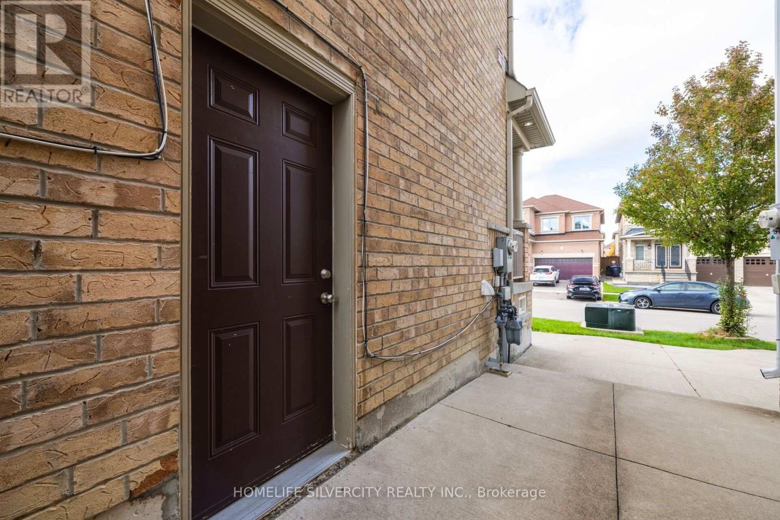 14 Levendale Court, Brampton, Ontario  L6P 0K4 - Photo 36 - W13881038