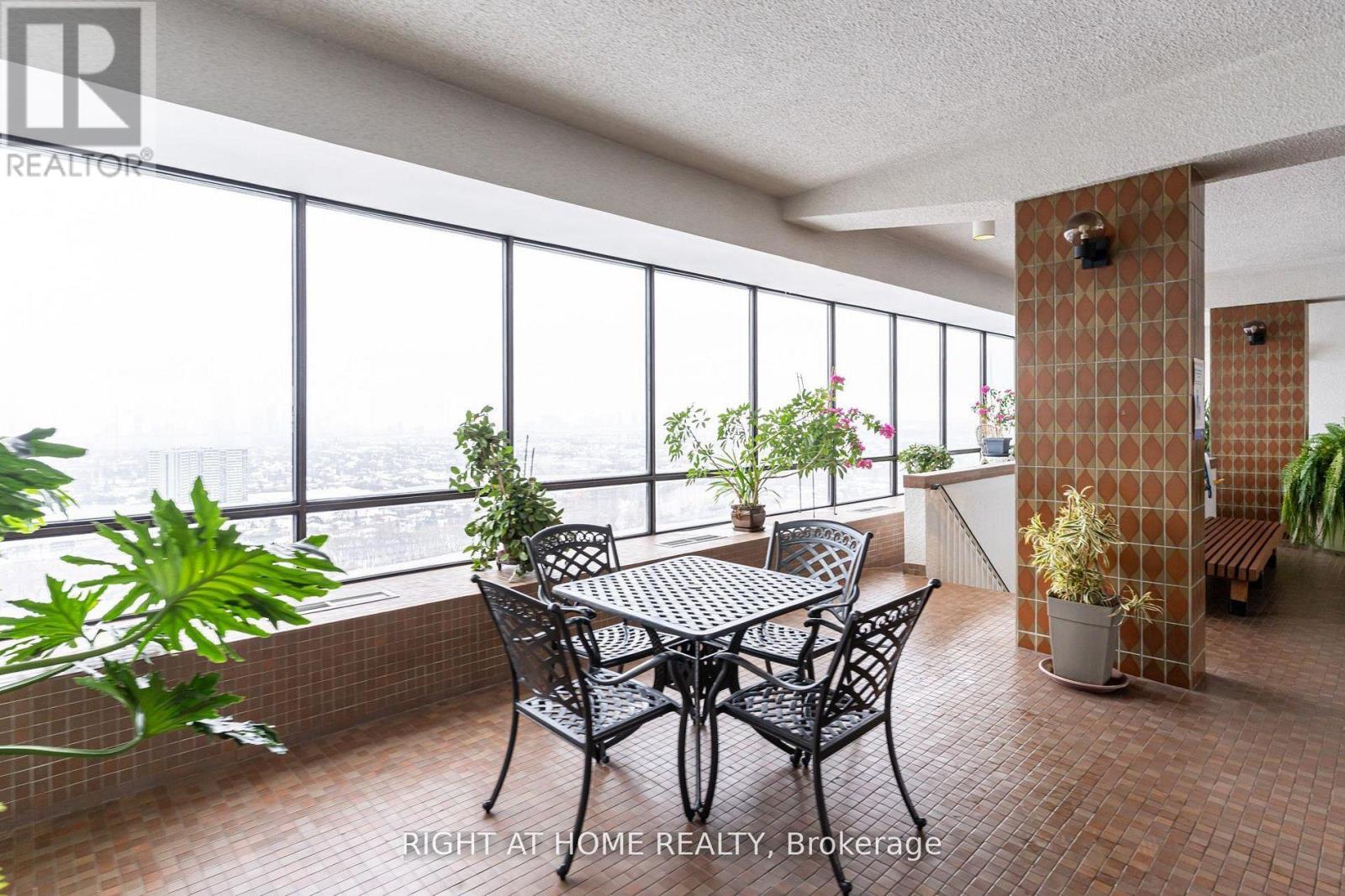 606 - 1333 Bloor Street E, Mississauga, Ontario  L4Y 3T6 - Photo 33 - W13881048
