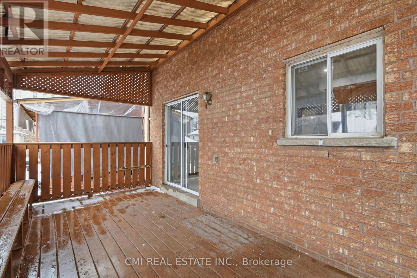 3 Forest Point Drive, Toronto, Ontario  M6M 5E8 - Photo 38 - W13881068