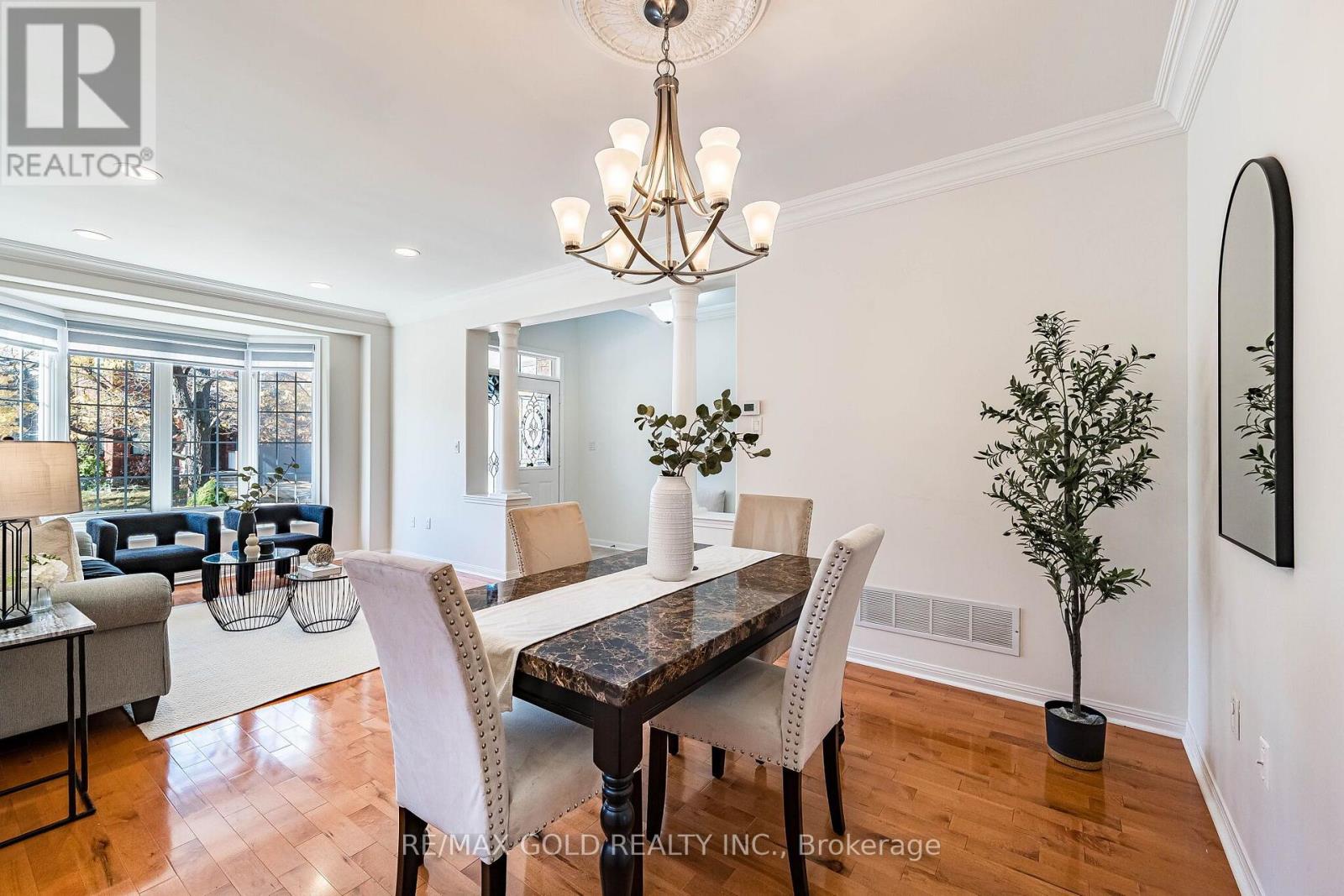 21 Mistybrook Crescent, Brampton, Ontario  L7A 2S8 - Photo 10 - W13881090