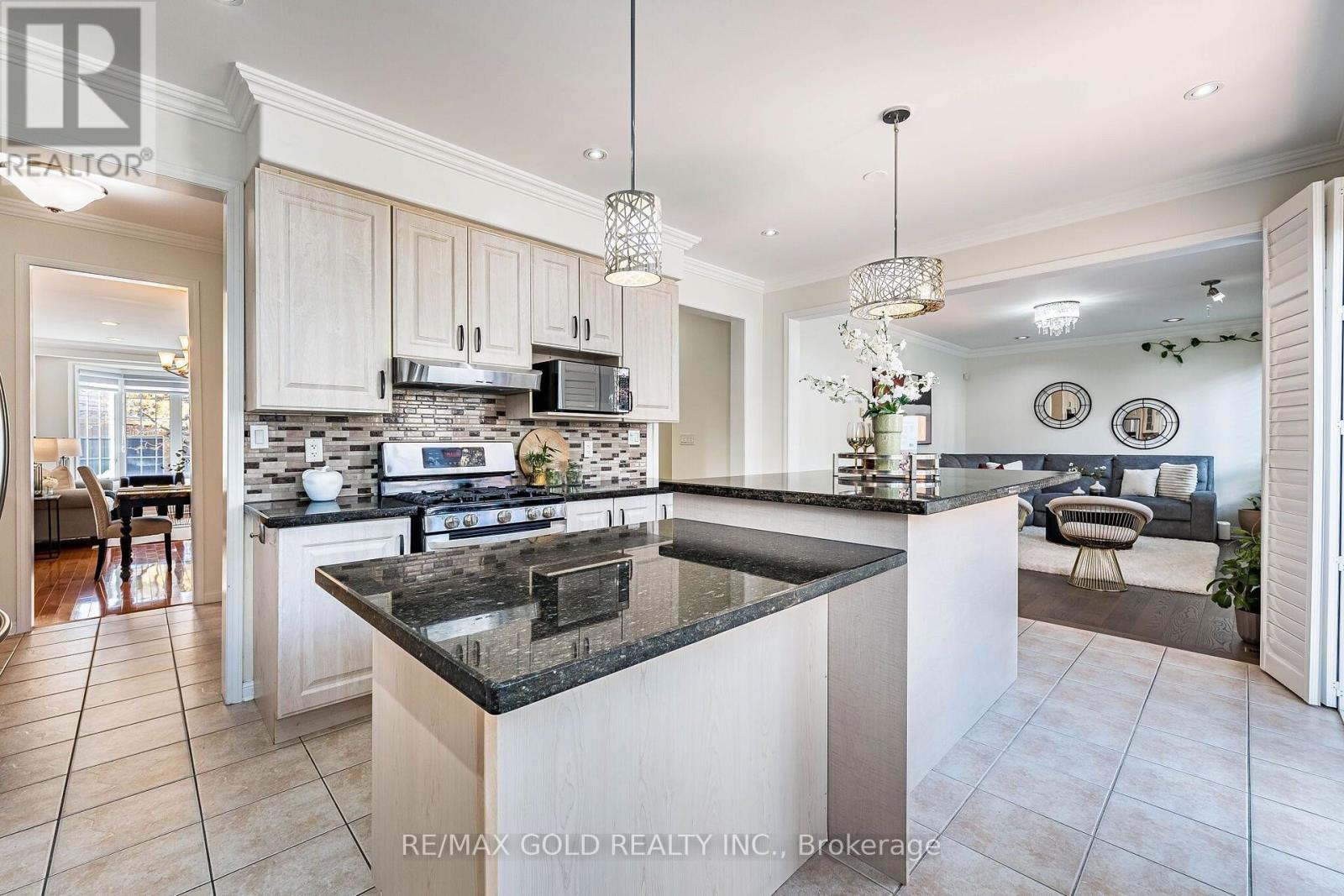 21 Mistybrook Crescent, Brampton, Ontario  L7A 2S8 - Photo 15 - W13881090