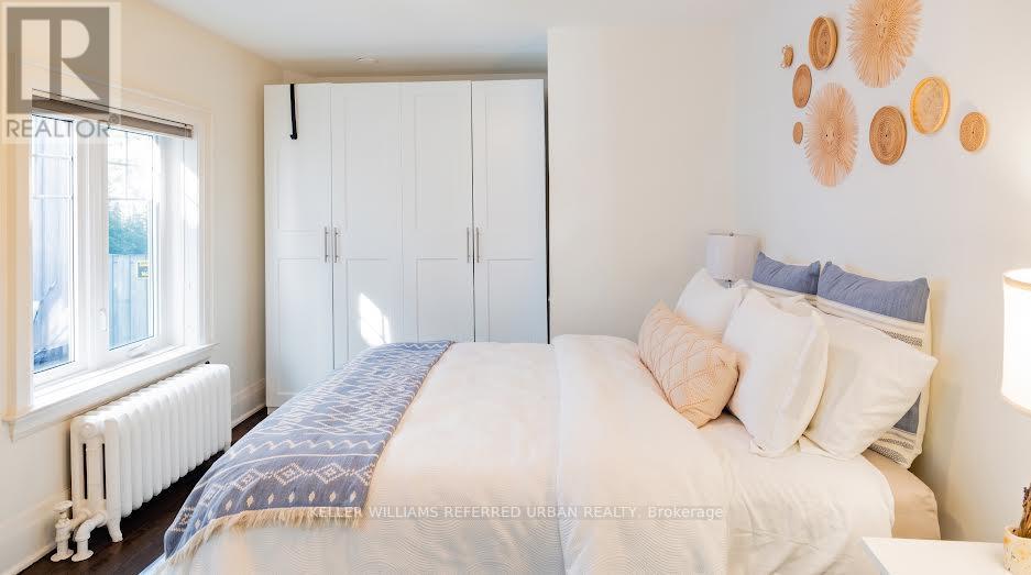 Main - 199 Parkside Drive, Toronto, Ontario  M6R 2Z2 - Photo 7 - W13881220