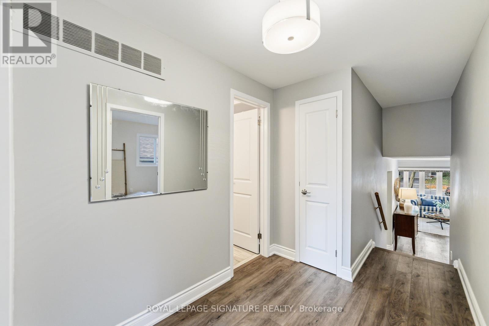 220 Chebucto Drive, Oakville, Ontario  L6J 5P9 - Photo 13 - W13881264