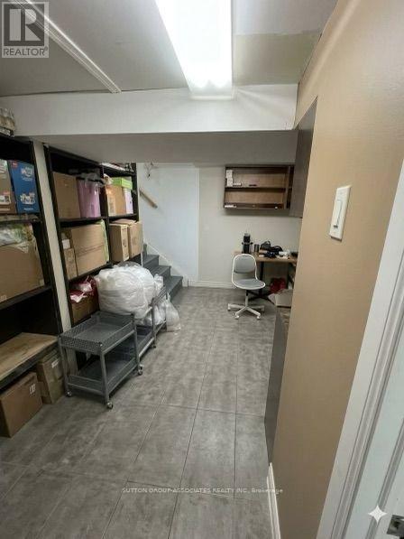 2595 Eglinton Avenue W, Toronto, Ontario  M6M 1T3 - Photo 13 - W13881272