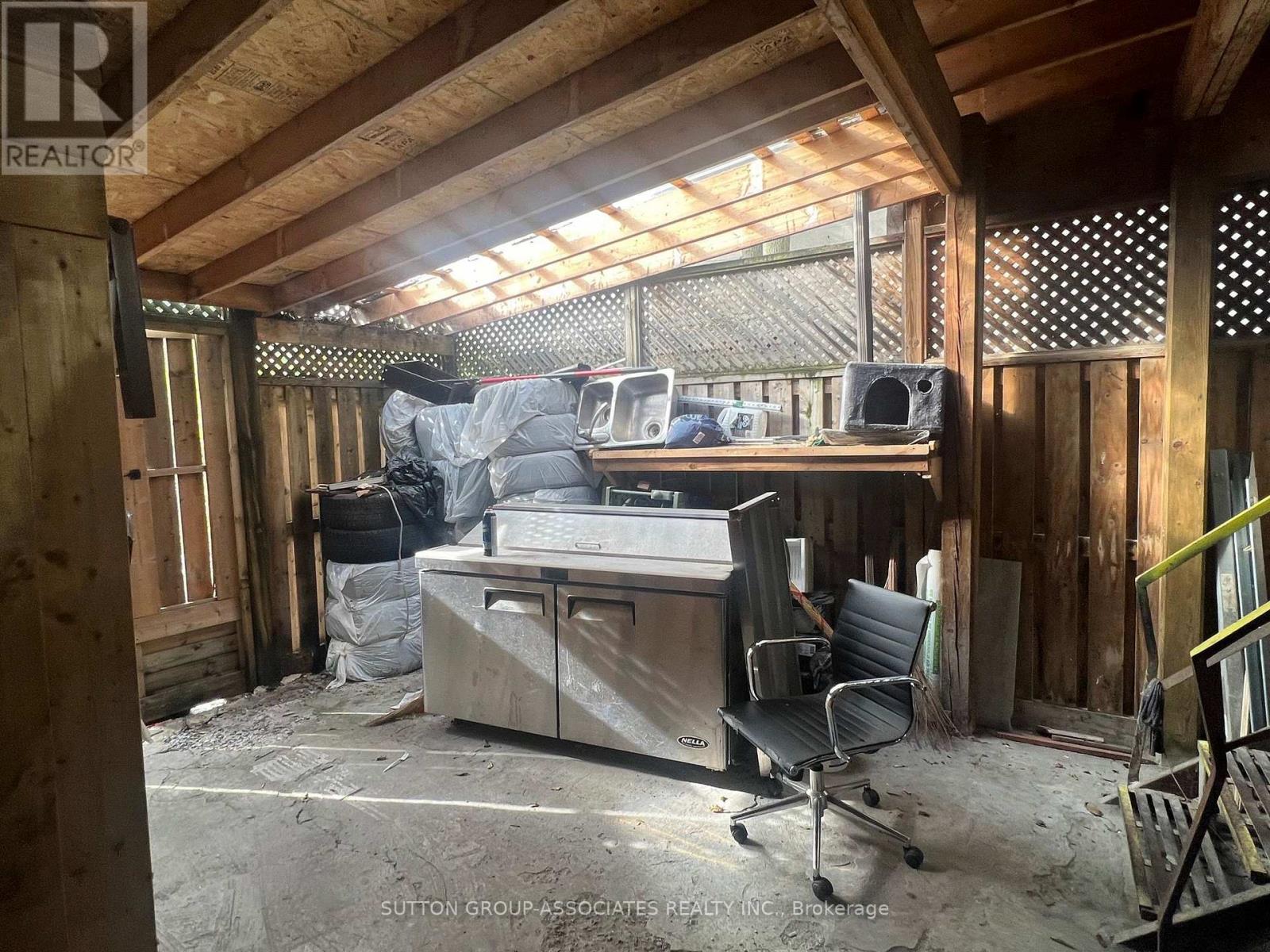 2595 Eglinton Avenue W, Toronto, Ontario  M6M 1T3 - Photo 41 - W13881272
