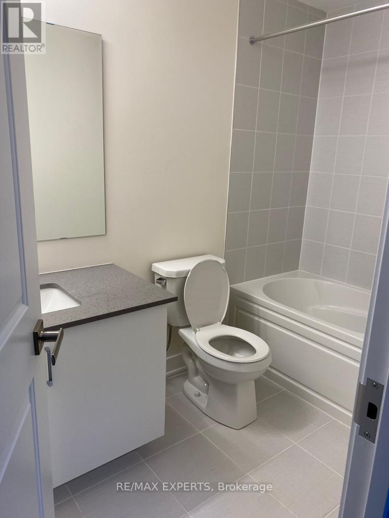 54 William Duncan Road, Toronto, Ontario  M3K 0C5 - Photo 15 - W13881308