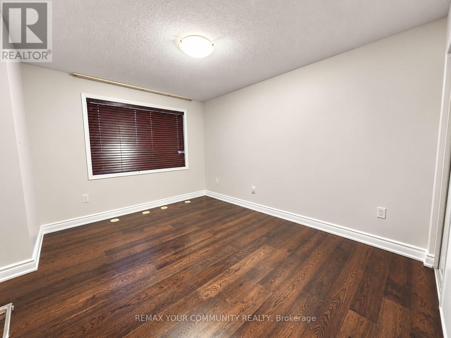 10 Snowgoose Terrace, Toronto, Ontario  M1B 0A9 - Photo 9 - E13872168