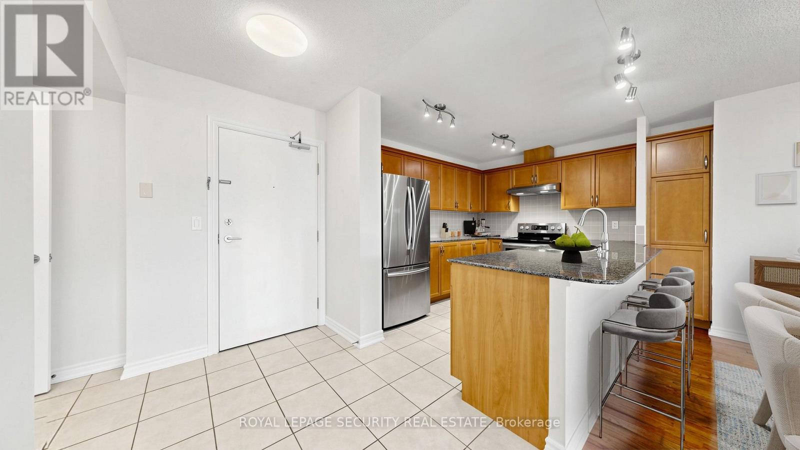 406 - 8026 Kipling Avenue, Vaughan, Ontario  L4L 2A1 - Photo 19 - N13877042