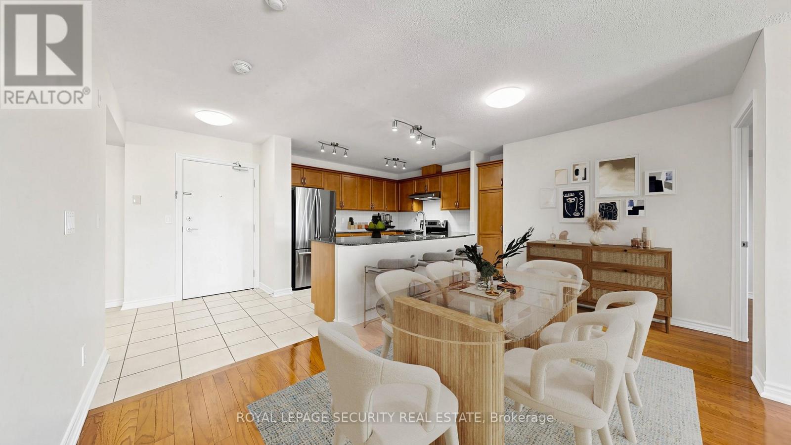 406 - 8026 Kipling Avenue, Vaughan, Ontario  L4L 2A1 - Photo 14 - N13877042